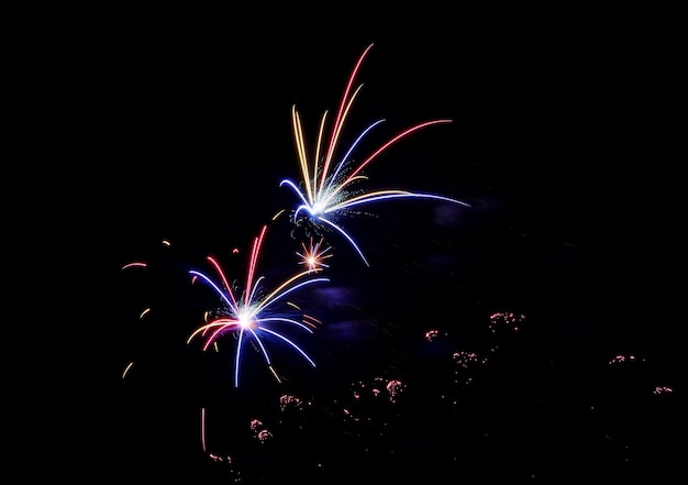 feux d'artifice, jeux pyrotechniques pour fêter le Nouvel An ou autres événements importants