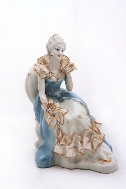 Figurine en porcelaine en forme de princesse