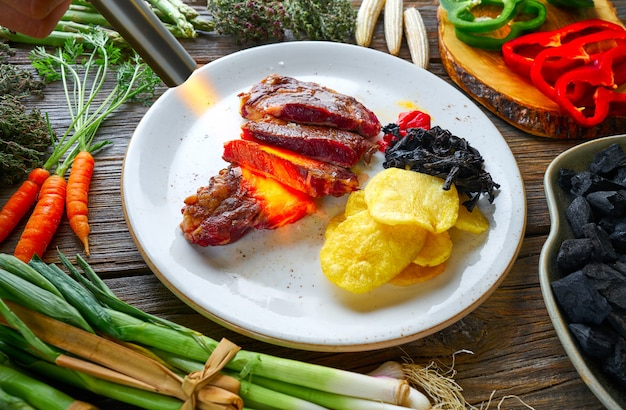 Filet de bœuf grillé avec frites