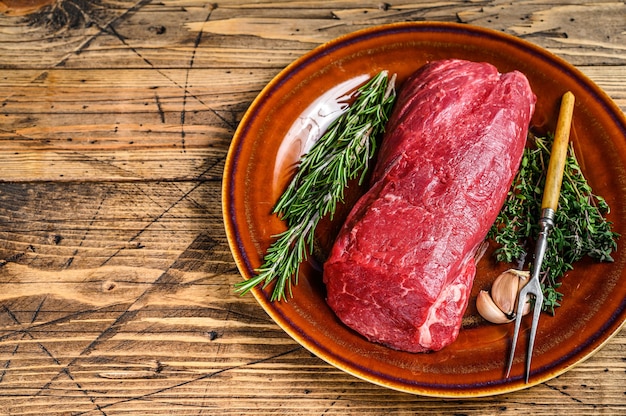 Filet entier cru Filet de viande de bœuf pour steaks