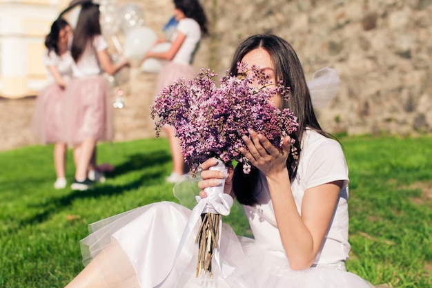 La fille adieu à la vie de jeune fille