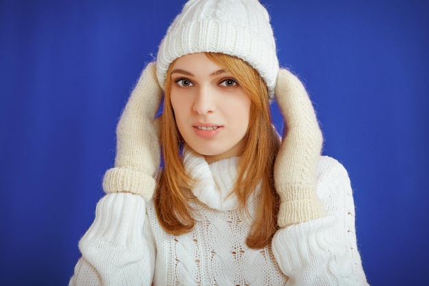 Fille de beauté d'hiver