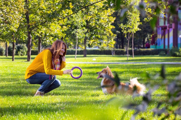 Fille et chien