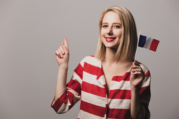 Photo fille avec drapeau français