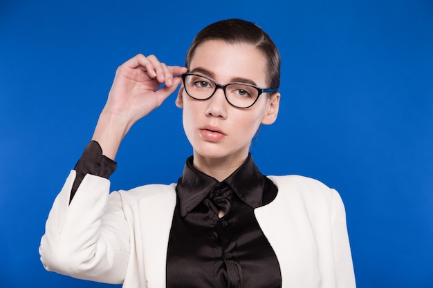 Fille avec des lunettes