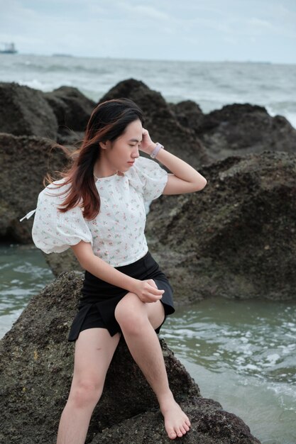 fille sur la plage