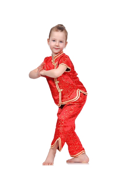 Fille en robe chinoise