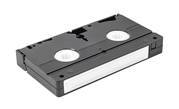 Film de cassette vidéo pour anciens magnétoscopes isolés sur fond blanc avec un tracé de détourage