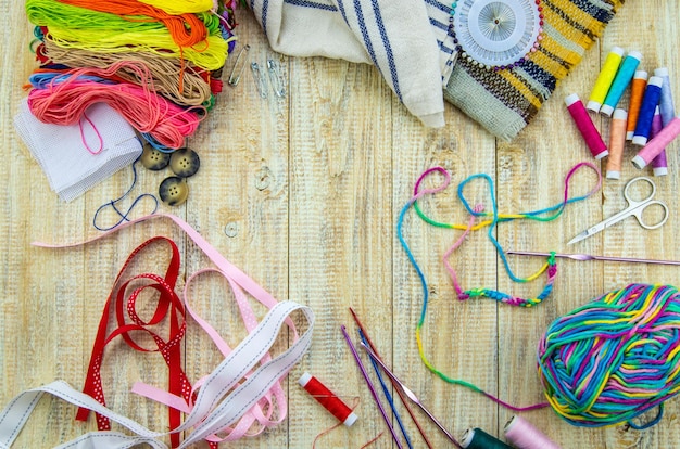 Fils et accessoires pour la couture et le tricot Mise au point sélective