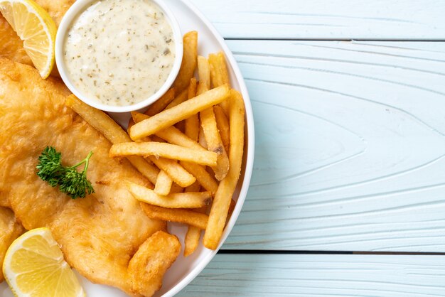 fish and chips avec frites - nourriture malsaine