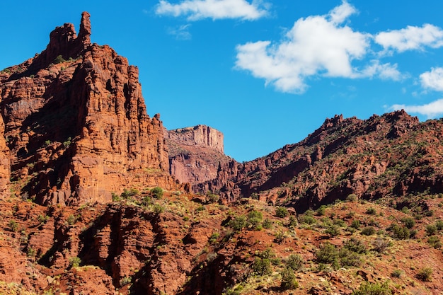 Fisher Towers dans l'Utah, des paysages naturels insolites