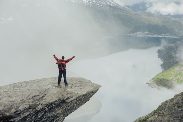 Fjord de Geiranger, panorama de la belle nature en Norvège. Photographe nature touriste