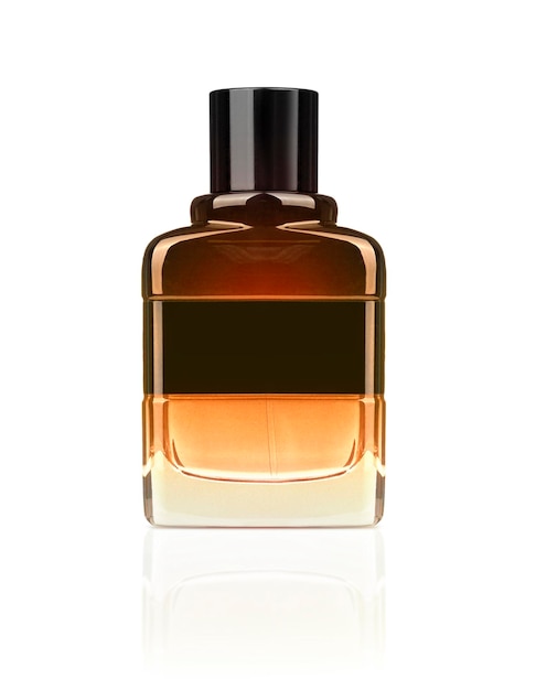 Flacon de couleur marron de parfum isolé sur fond blanc