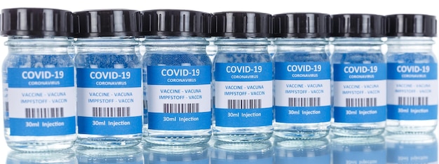 Flacon de vaccin contre le coronavirus Corona Virus COVID19 Panoramique des vaccins Covid