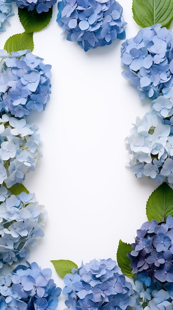 Une fleur bleue avec le mot " dessus