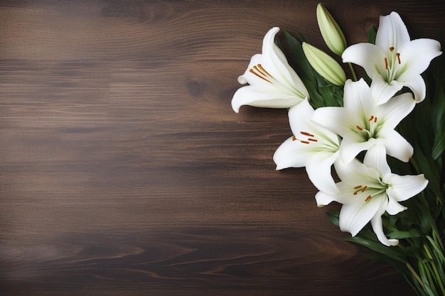 Des fleurs de lys blancs sur fond de bois Vue supérieure avec espace de copie Concept funéraire