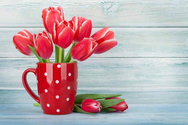 Fleurs de tulipe rouge