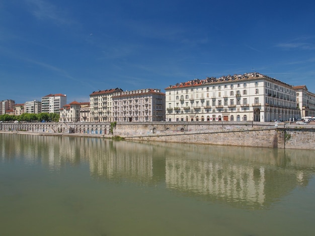 Fleuve Pô Turin