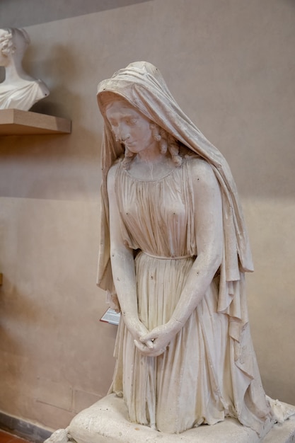 Florence, Italie - 24 juin 2018 : vue rapprochée de la sculpture en marbre de l'artiste italien à l'Académie des beaux-arts de Florence (Accademia di Belle Arti di Firenze)