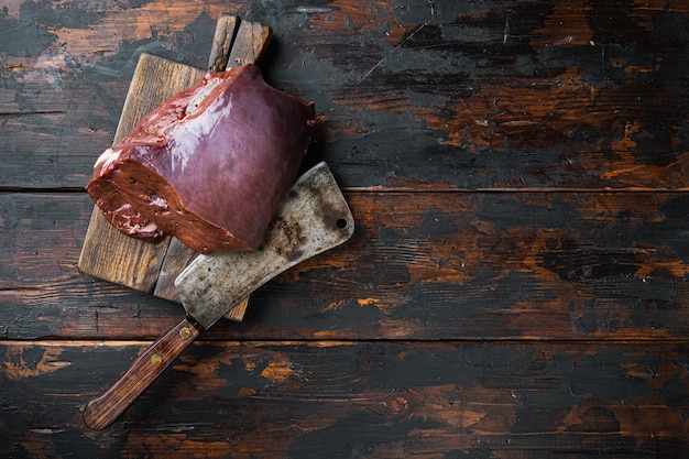 Foie de boeuf avec divers ingrédients