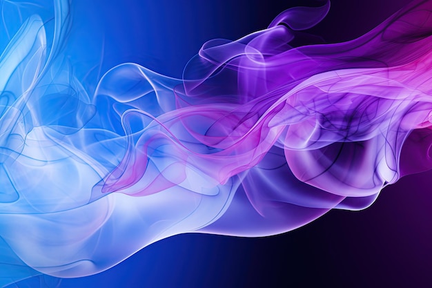 Fond abstrait dégradé bleu violet avec effet de lueur néon fumée