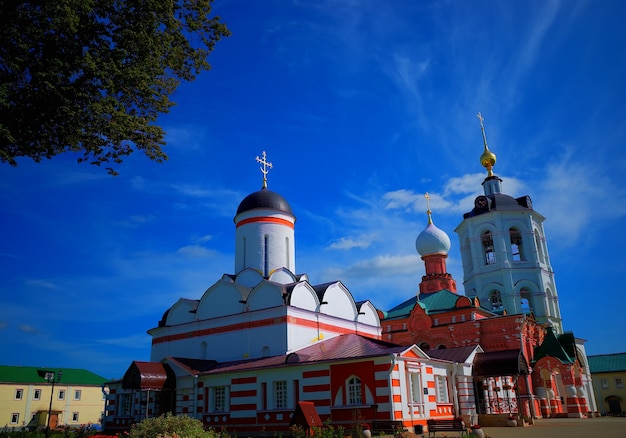 Photo fond d'architecture de l'église orthodoxe vibrante hd