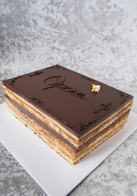 Fond blanc de gâteau d'opéra