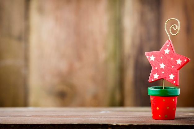 Sur fond de bois décor de Noël.