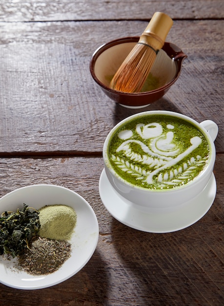 Fond de bois matcha latte