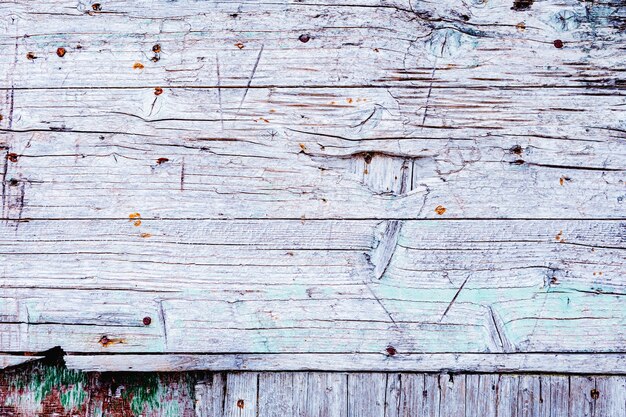 Fond de bois patiné minable blanc avec espace de copie pour le texte, design