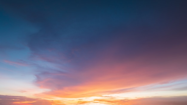 Fond de ciel coucher de soleil