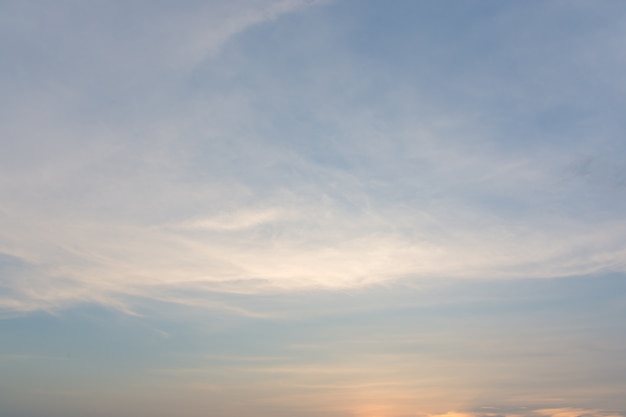 Fond de ciel et nuages