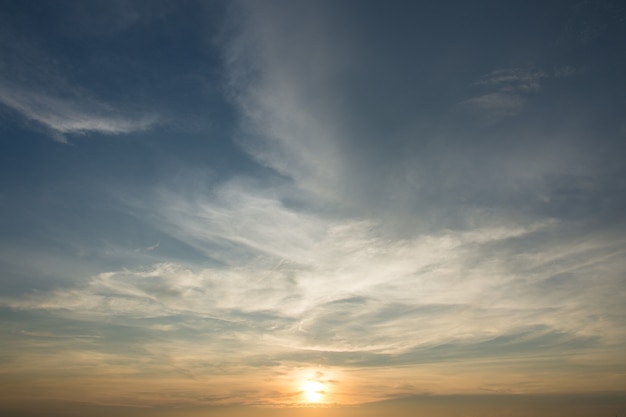 Fond de ciel et nuages