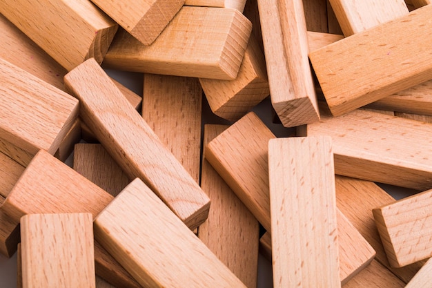 Fond de cubes en bois. image de fond.