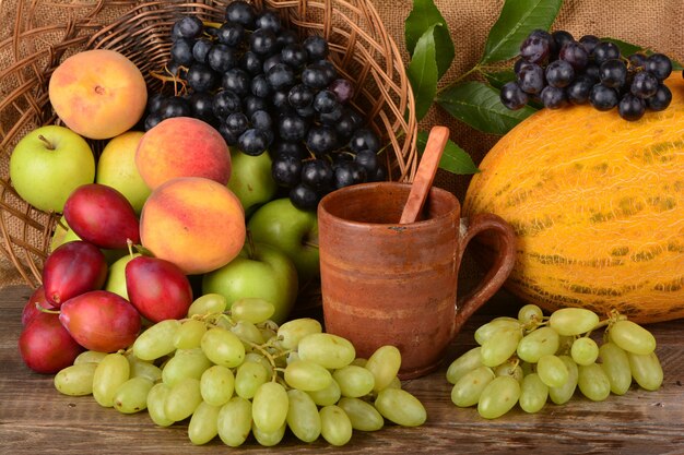 Fond de fruits d'été mélangés