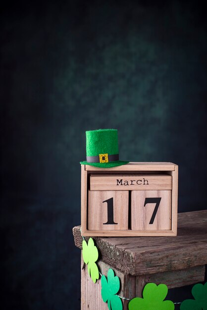 Fond De Jour De La Saint-patrick Avec Calendrier