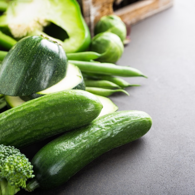 Fond Avec Des Légumes Verts Assortis