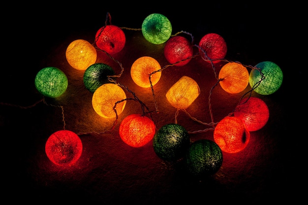 Fond de lumières de boule de Noël.