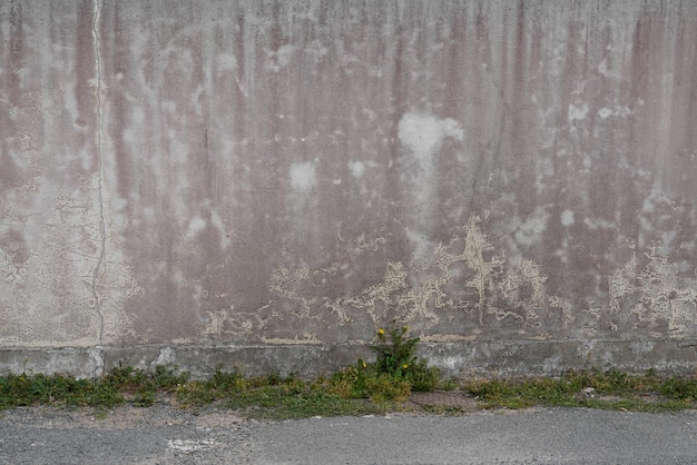 Fond de mur grunge gris en vue sur la rue