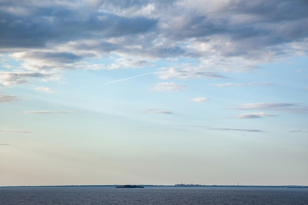 Fond naturel de cloudscape dramatique