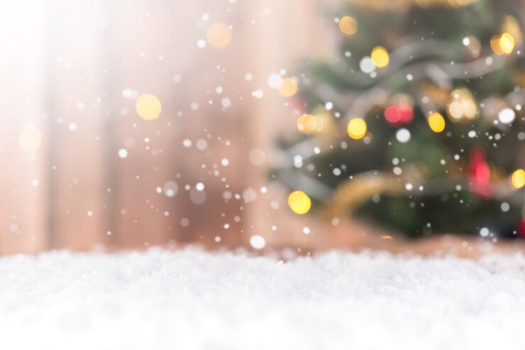Photo fond de neige avec flou bokeh de chritmas décoré