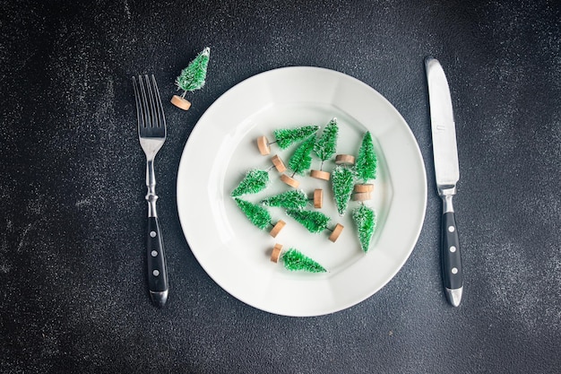 fond de noël bonne année vacances sapin de noël repas nourriture sur la table copie espace nourriture