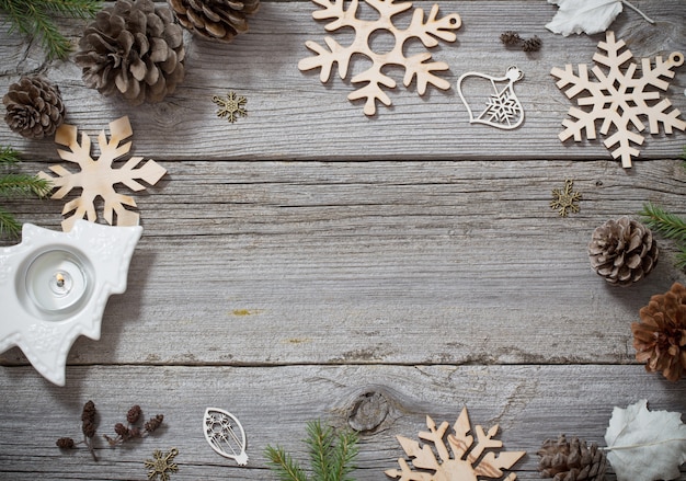 Fond de Noël avec décoration en bois