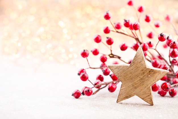 Fond de Noël. Étoile de Noël et bonnet de Noel.