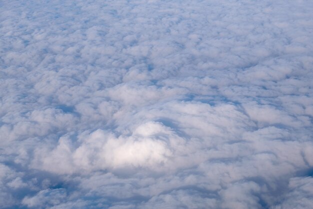 Fond de nuage de ciel bleu