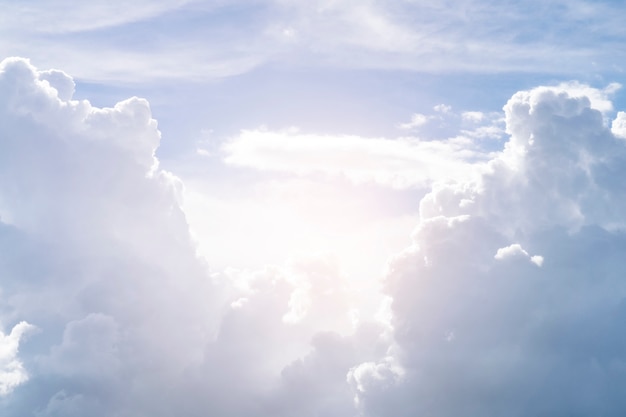 Fond de nuages blancs ciel.