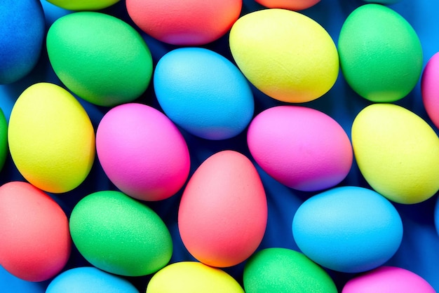 Fond d'oeufs de Pâques colorés Joyeuses Pâques