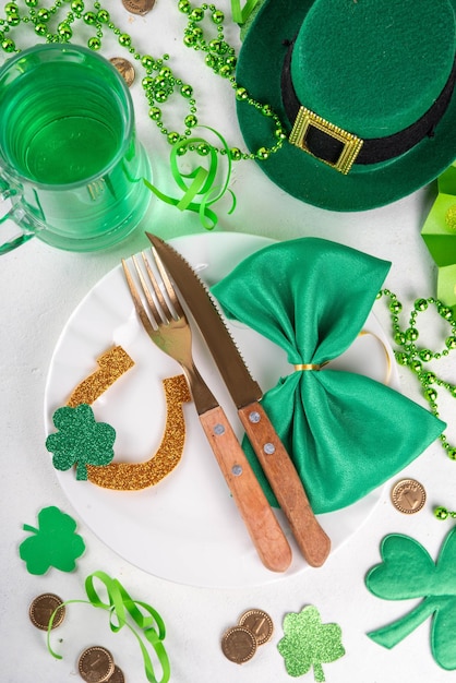 Le fond de la table de Saint Patrick