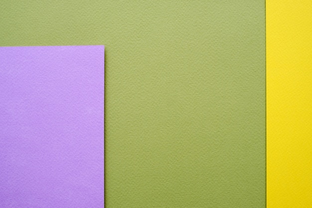 Fond de texture de papier vert, violet et jaune blanc