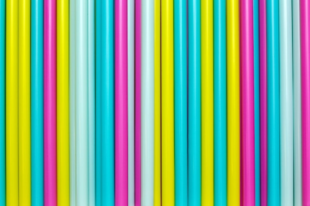 Fond de tubes à cocktail colorés